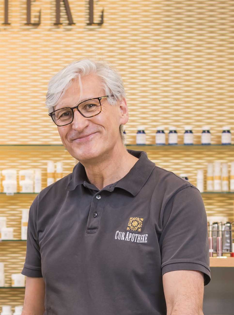 Apotheker in der CUR APOTHEKE in Bad Gleichenberg